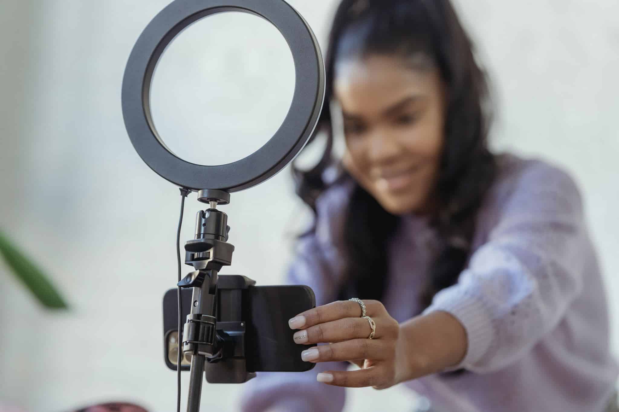User engagement with video content - online video marketing roi